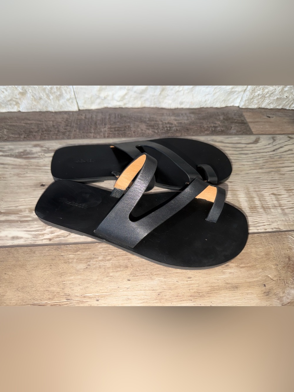 Madewell Sandals Womens 8 The Gabi Asymmetric Strap Slip On Toe Ring Flats Black